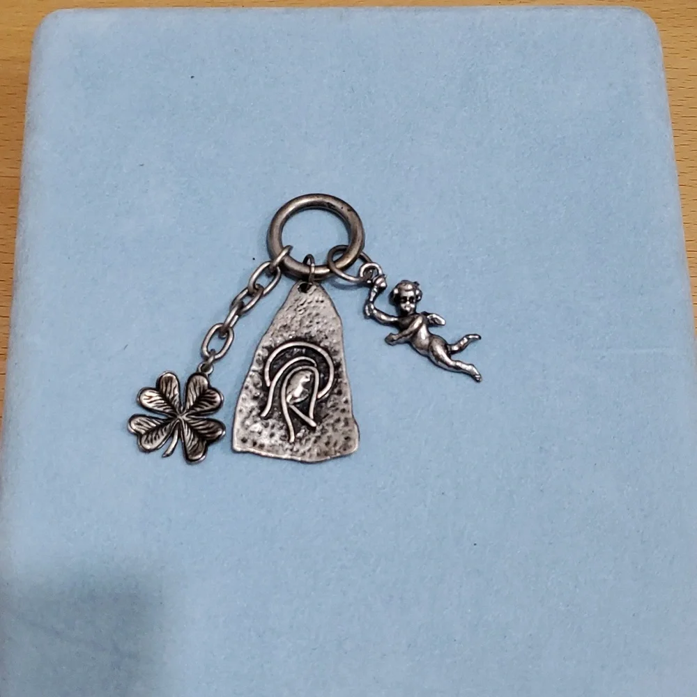 🐧 Good Luck Wishes Prayers Charm Trio - 2 for $10